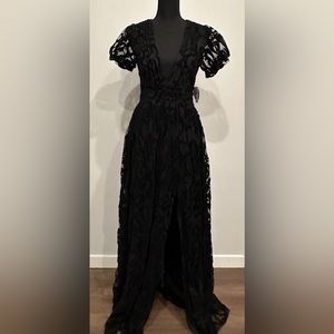 NWT Windsor Lace Flocked Dress with thigh split Sz. S